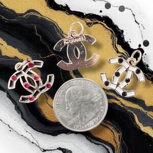 2 Piece Bundle Logo Gold Tone Charm Pendant Zipper Pull